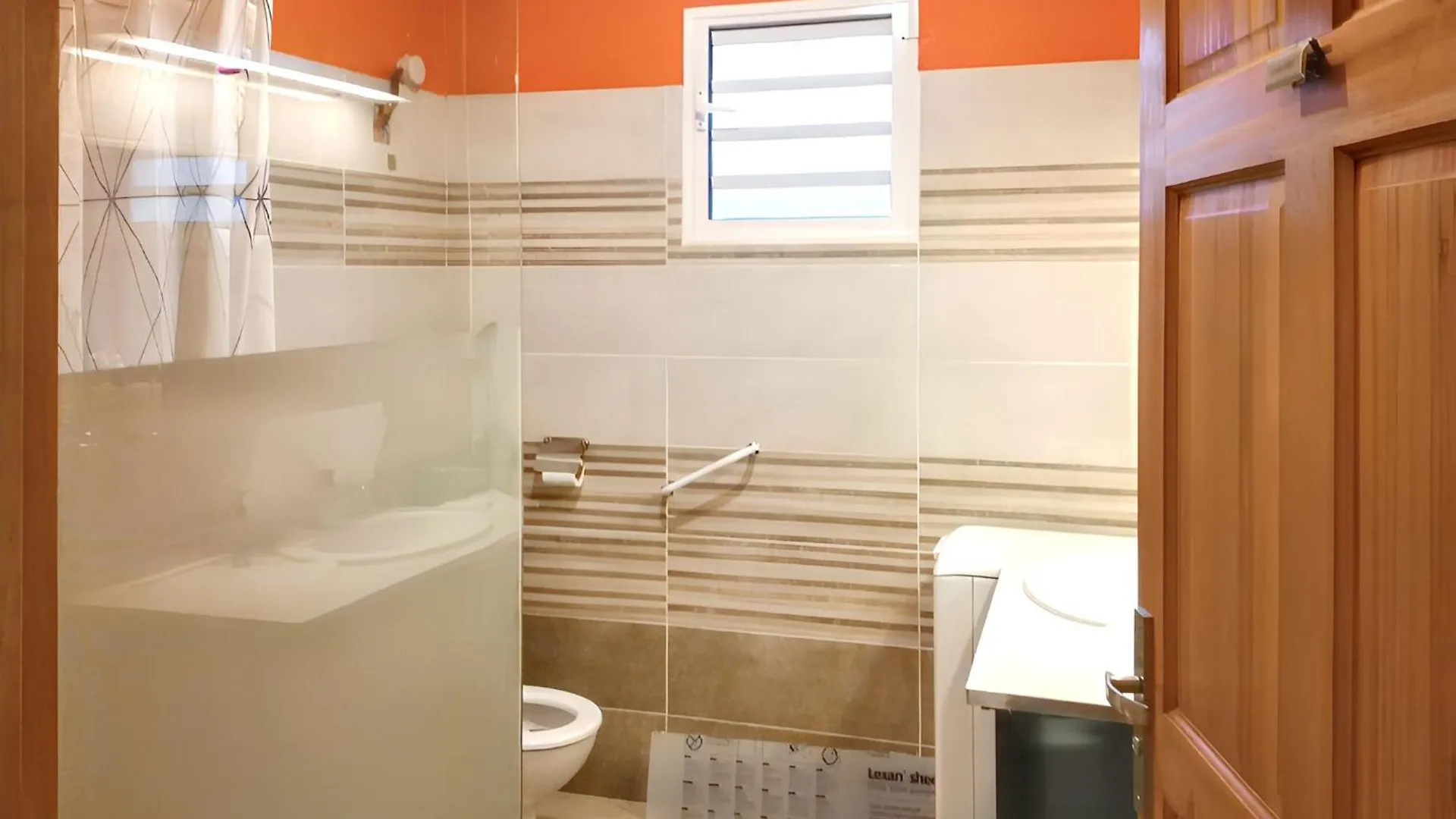 Appartement Spacieux Avec Vue Montagne A Le Marin 82 M² 0*,  Martinique