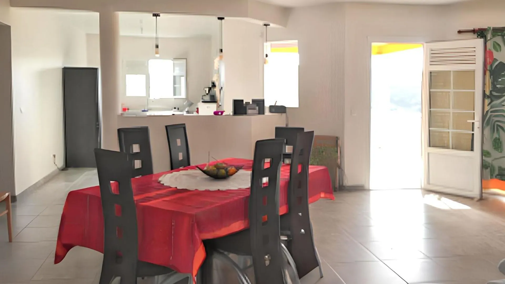 Apartment Appartement Spacieux Avec Vue Montagne A Le Marin 82 M²