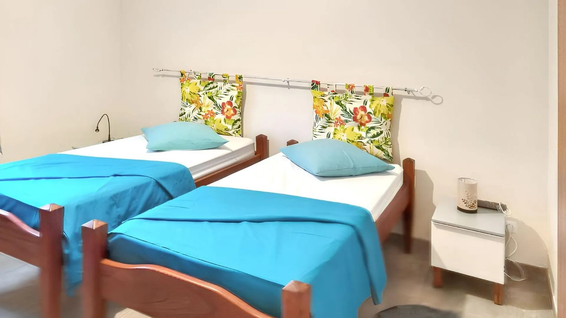 Appartement Spacieux Avec Vue Montagne A Le Marin 82 M² Apartment